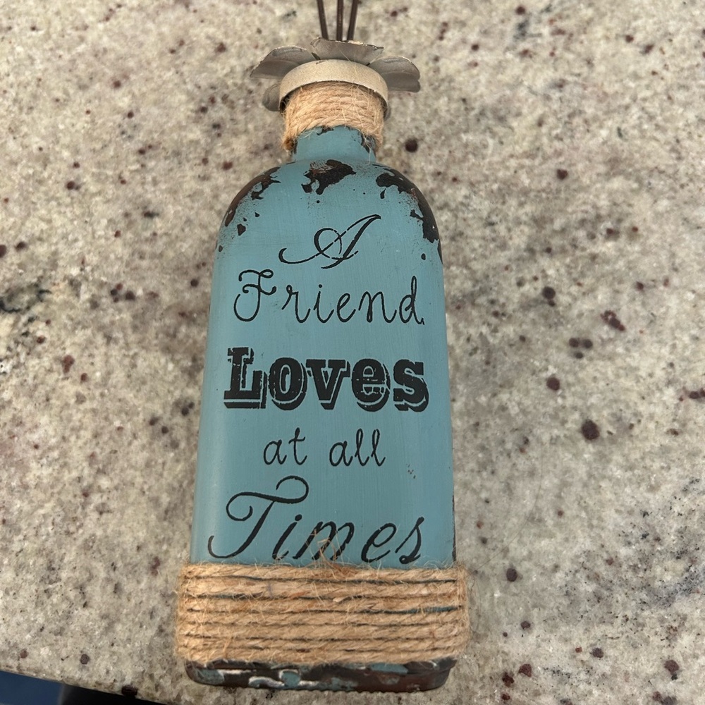 Bottle photo holder with saying - home decor
